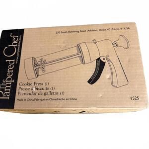 Pampered Chef Cookie Press. New In Box - never used Holiday Baking